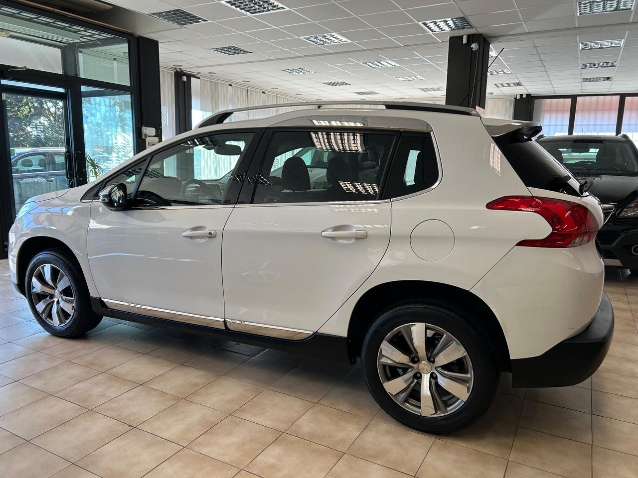 Peugeot 2008 - 2014 1.2 PureTech 1.2 82cv 87.000KM