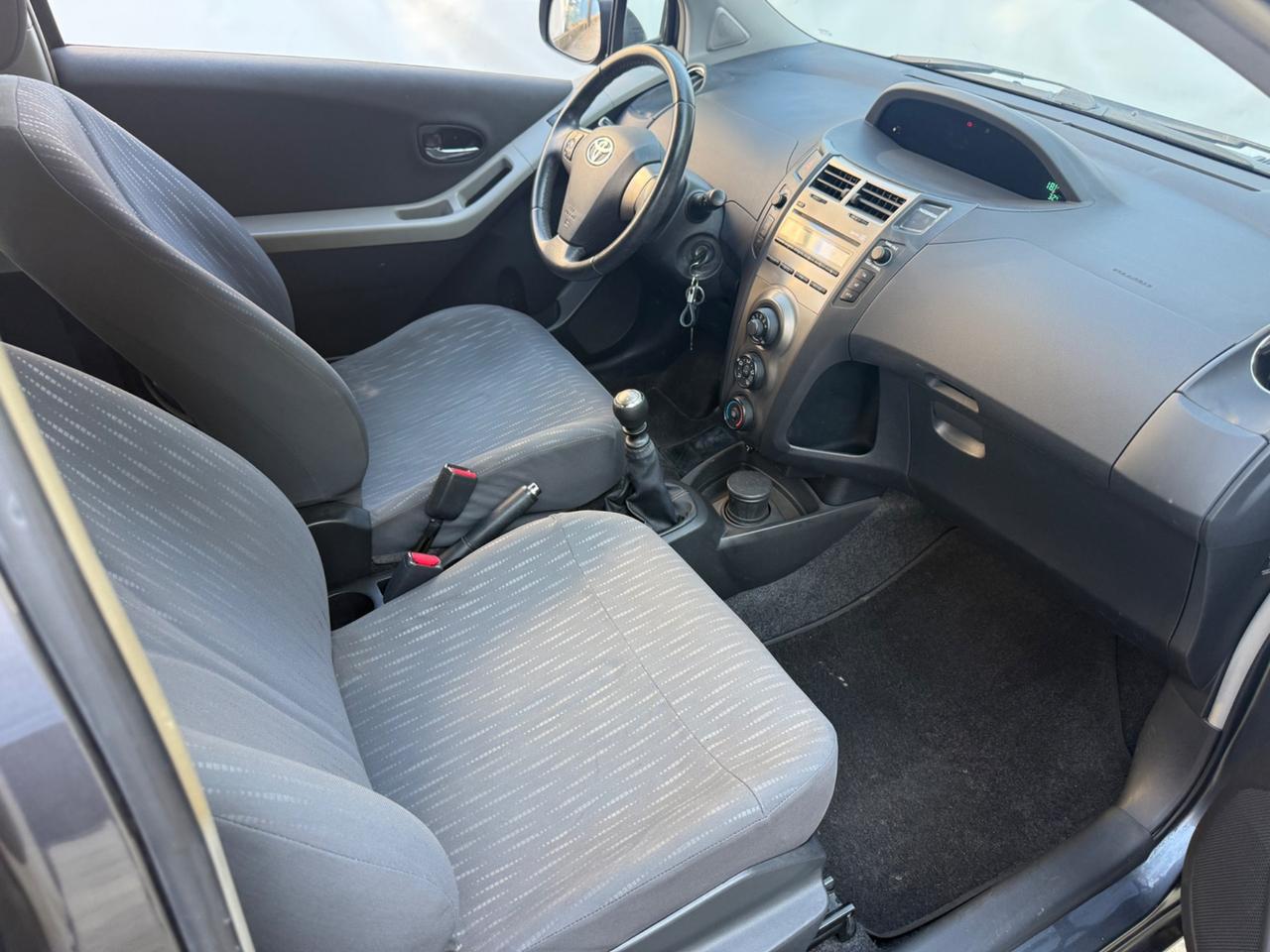 Toyota Yaris 1.3 3 porte Sol