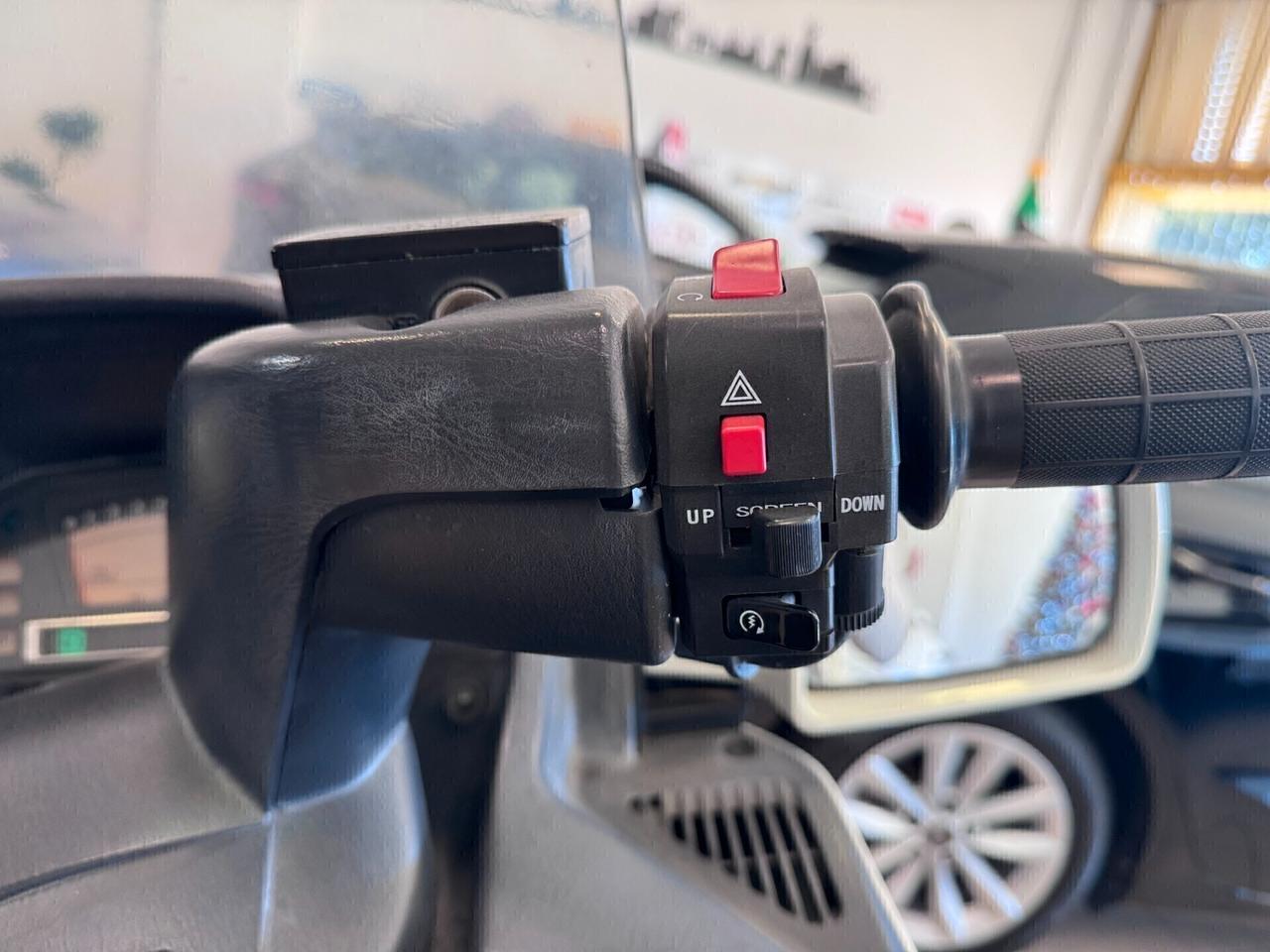 Suzuki Burgman 650 EXECUTIVE..