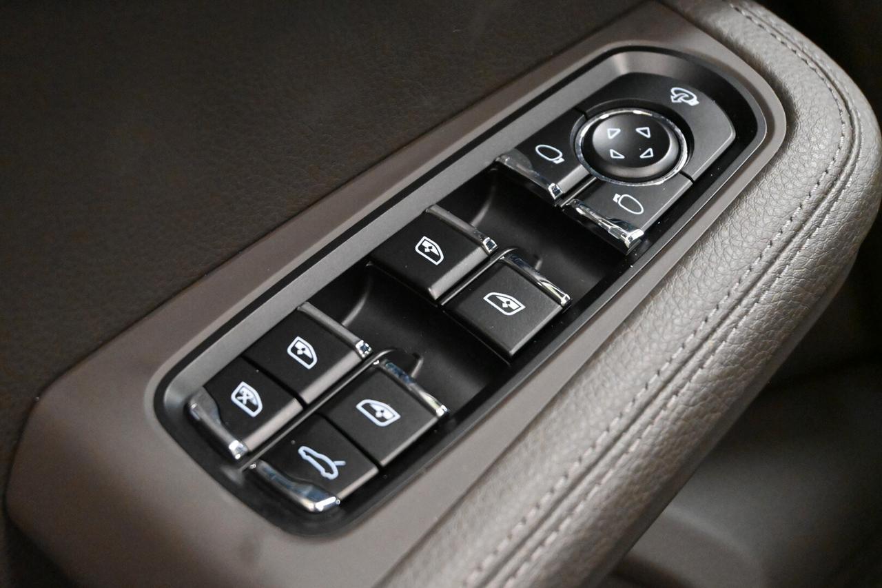 PORSCHE Macan 1ªs. '13-'25 Macan 2.0