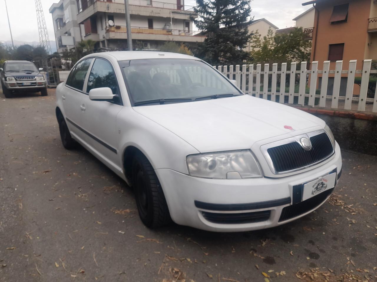 Skoda Superb 1.9 TDI/130CV Classic