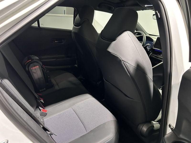 Toyota C-HR C-HR 1.8 HEV LOUNGE + ADVANCED PACK KM 0 WHITE/BLACK