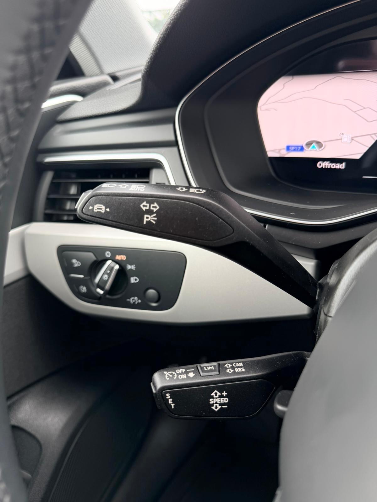 Audi A4 Avant 35 TDI 163cv S-tronic Sport Virtual/Matrix