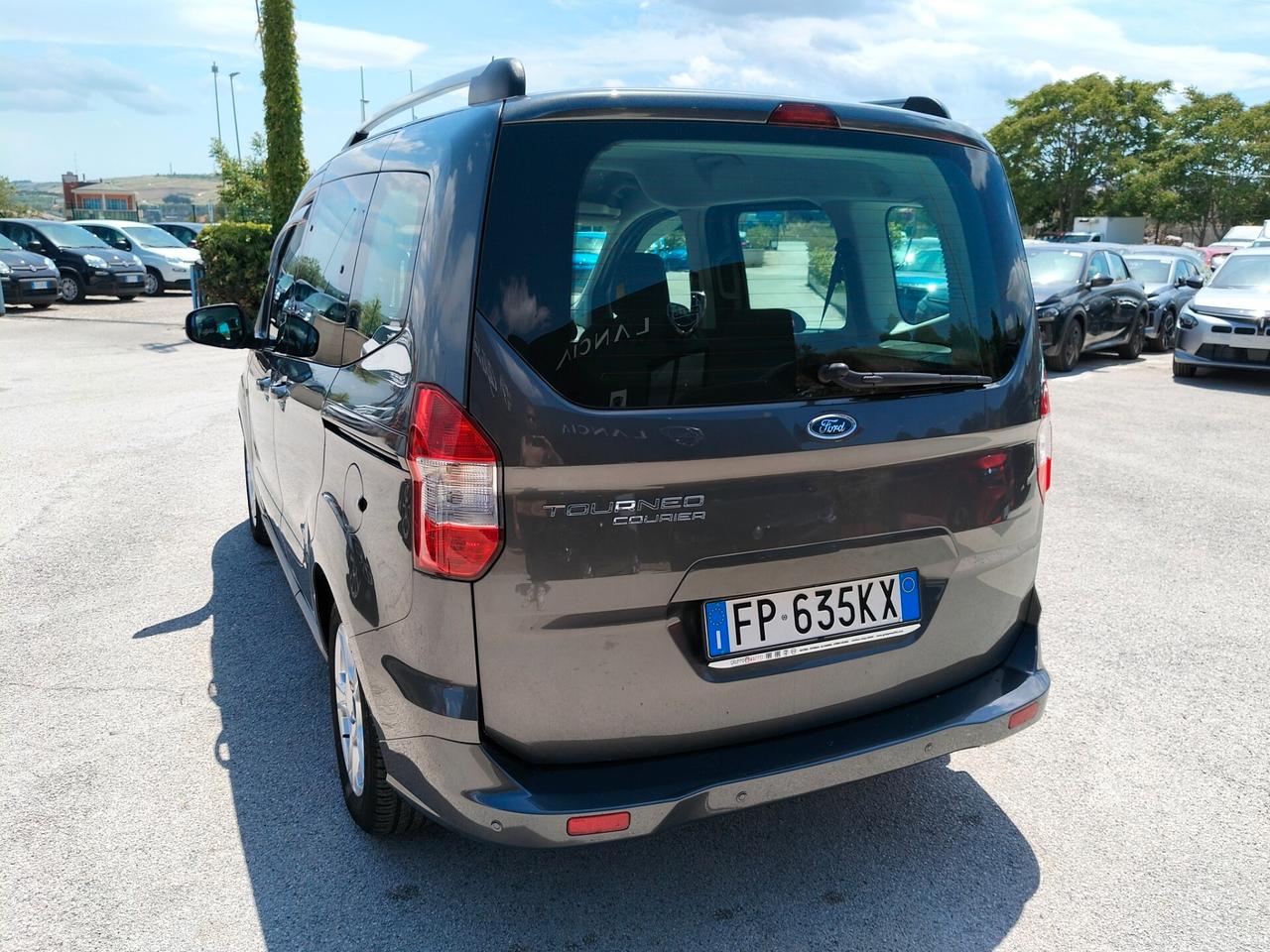 Ford Tourneo Courier Tourneo Courier 1.5 TDCI 75 CV Plus