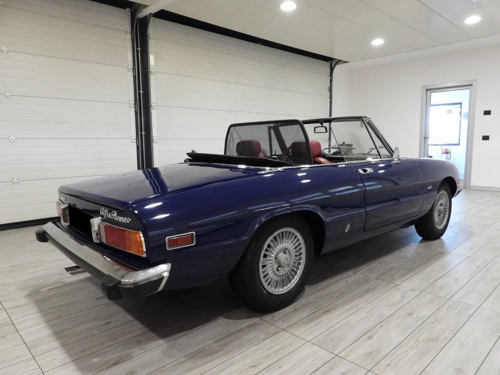 Alfa Romeo Spider 2.0 Veloce