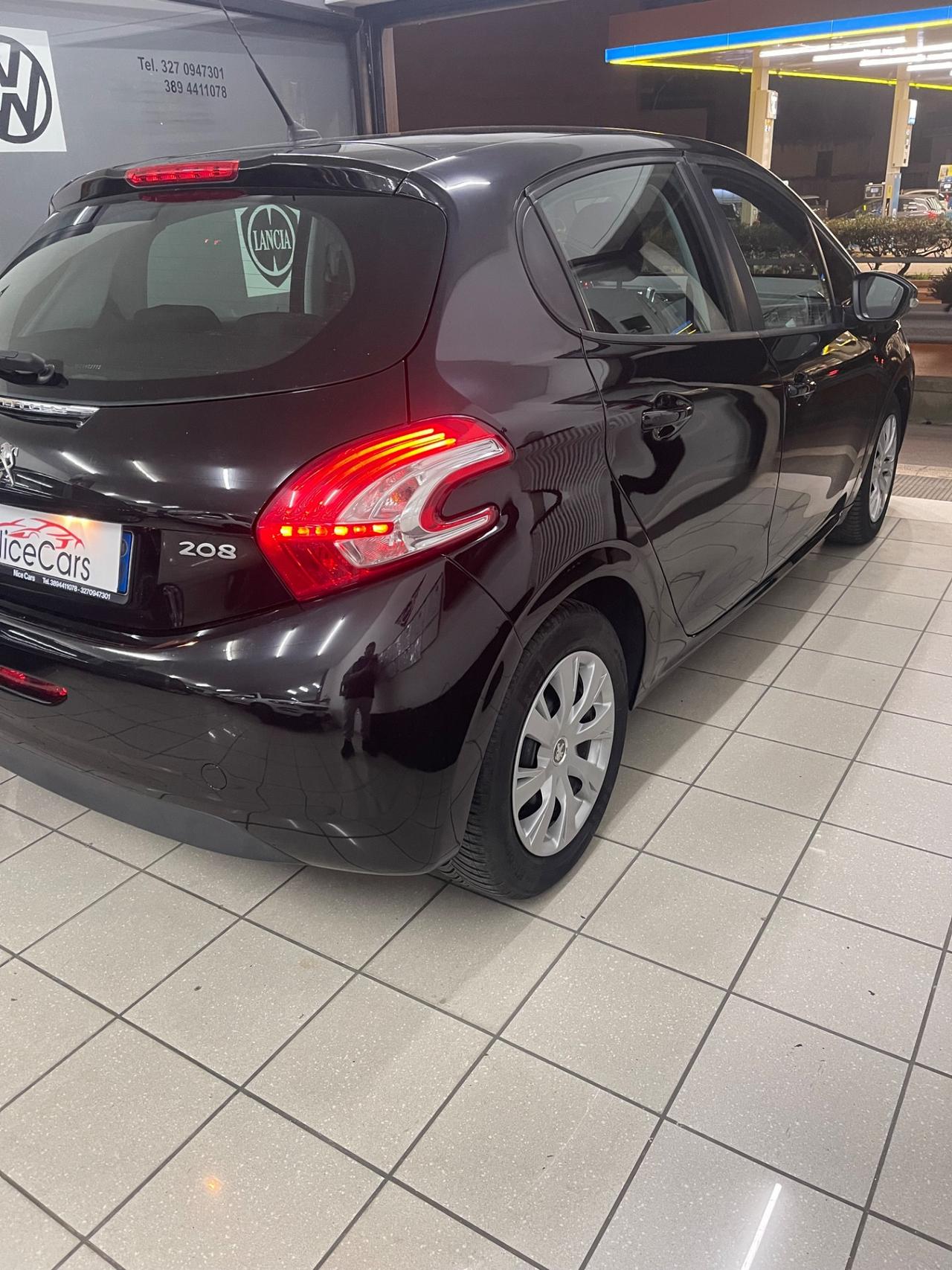 Peugeot 208 1.4 HDi 68 CV 5 porte Active