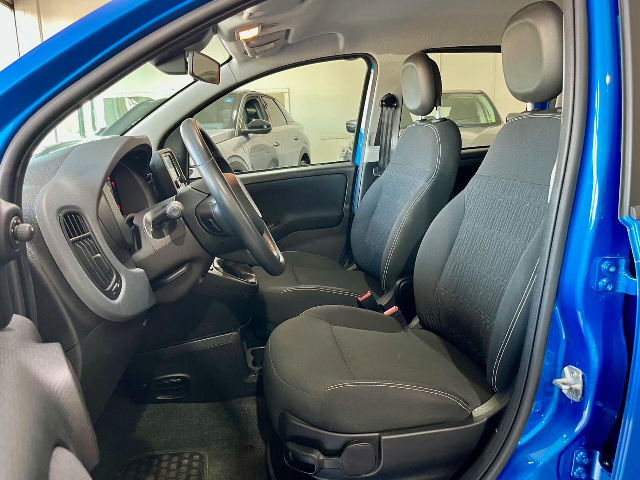 Fiat Panda 1.0 Hybrid Pandina 18000 KM