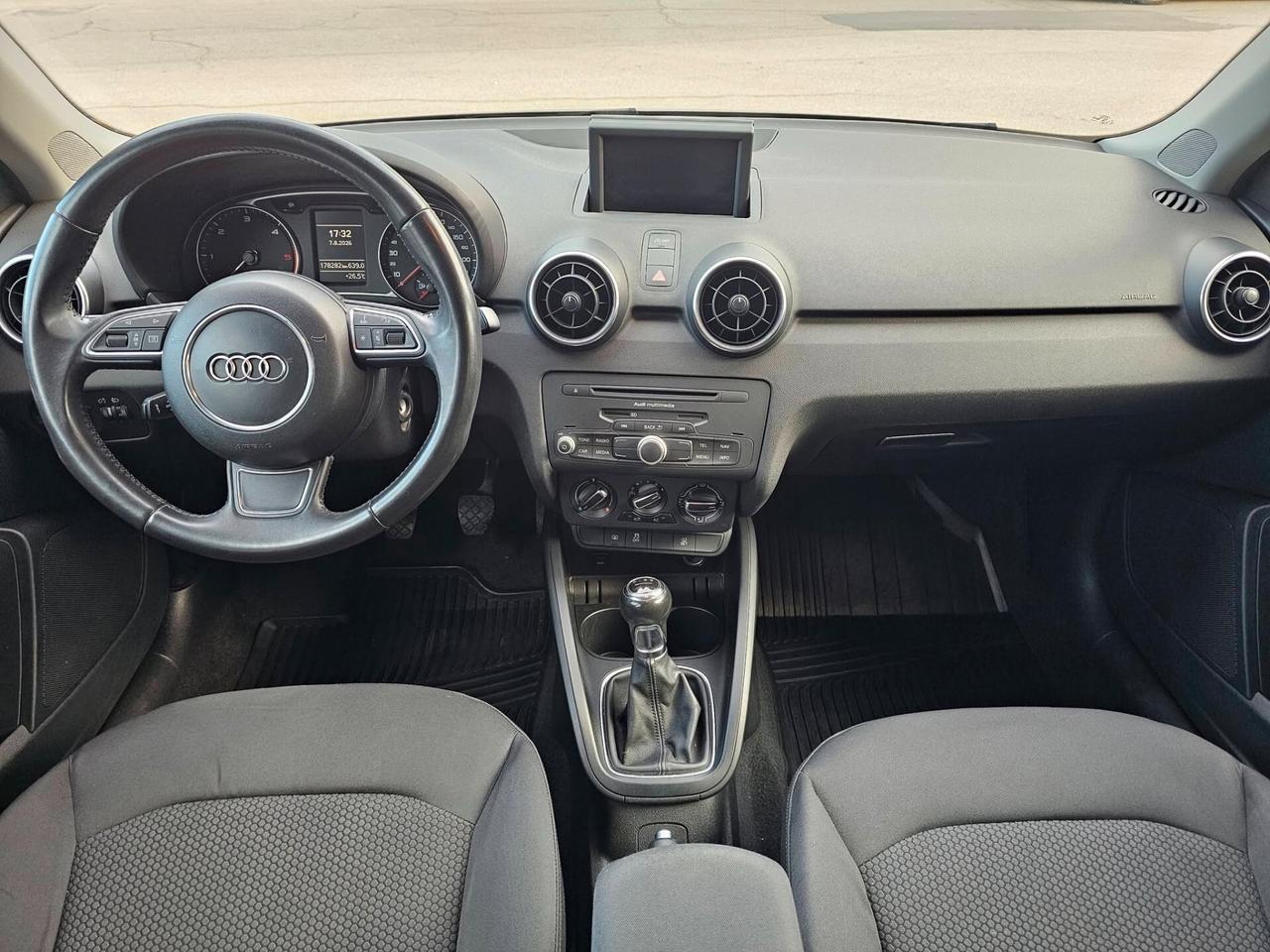 AUDI A1 SPB 1.6 TDI 90CV AMBITION BICOLOR