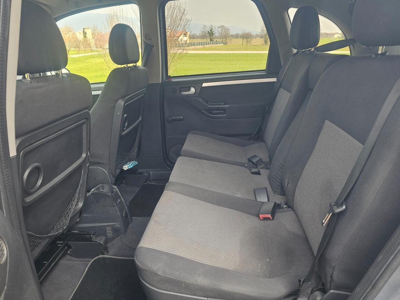 Opel Meriva 1.7 DIESEL OK PER NEOPATENTATI