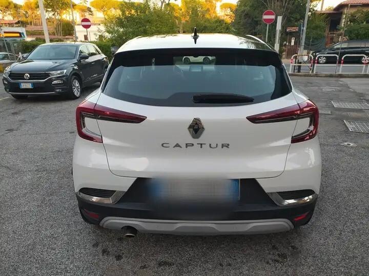 Renault Captur TCe 130 CV EDC FAP Initiale Paris