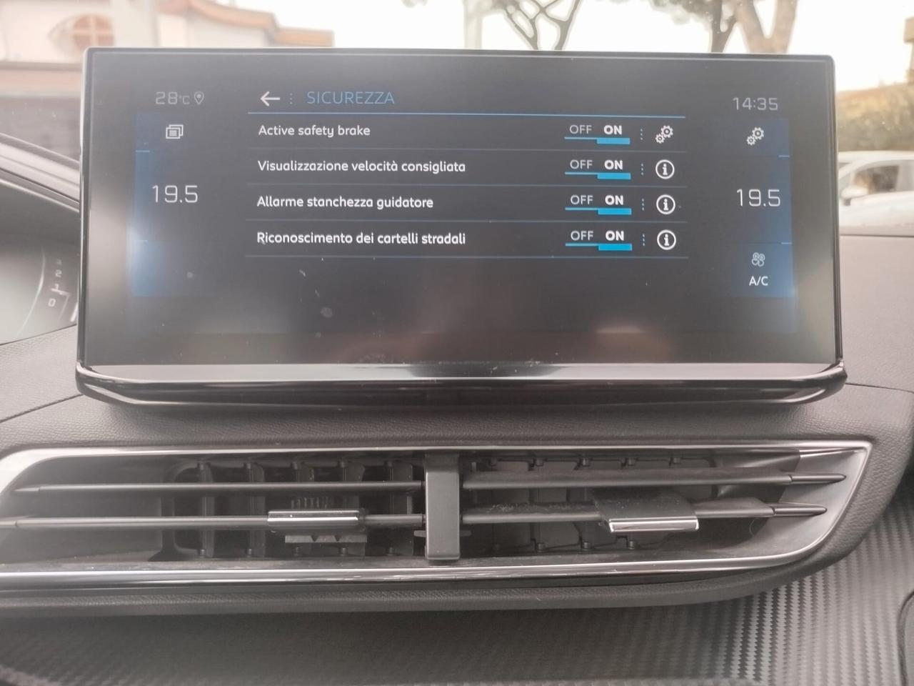 3008 1.5hdi AT8 *PREZZO VERO * RESTYLING- UNIPRO
