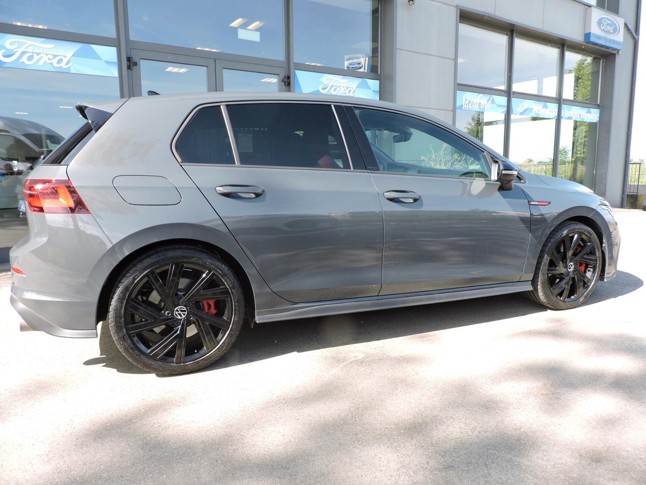 Volkswagen Golf GTI 2.0 TSI DSG
