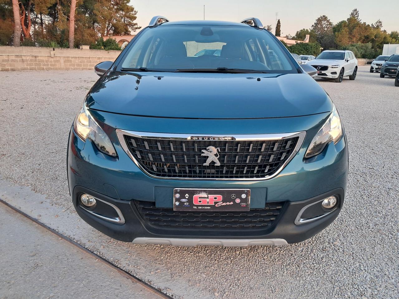 Peugeot 2008-1.6HDi 100CV Allure*NAVI*LED*CRUISE