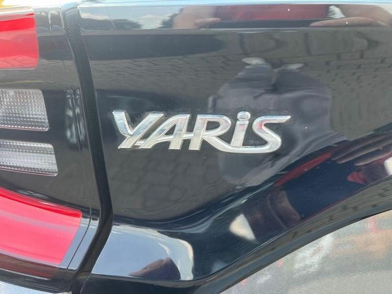 Toyota Yaris Hybrid Trend MY21