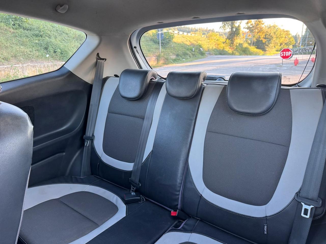 Kia Picanto 1.0 12V 3 porte Urban