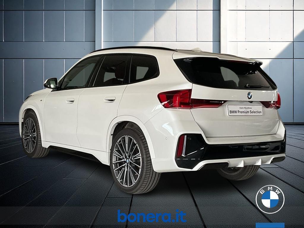 BMW X1 20 i Mild Hybrid 48V sDrive DCT