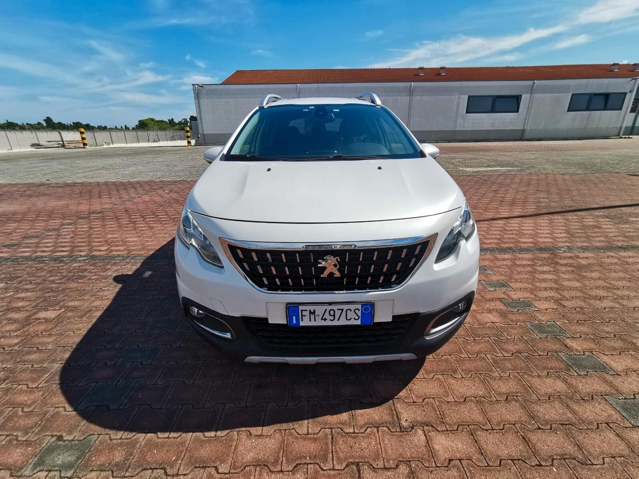 Peugeot 2008 BlueHDi 100 Allure 2017 NAV/RETROC.