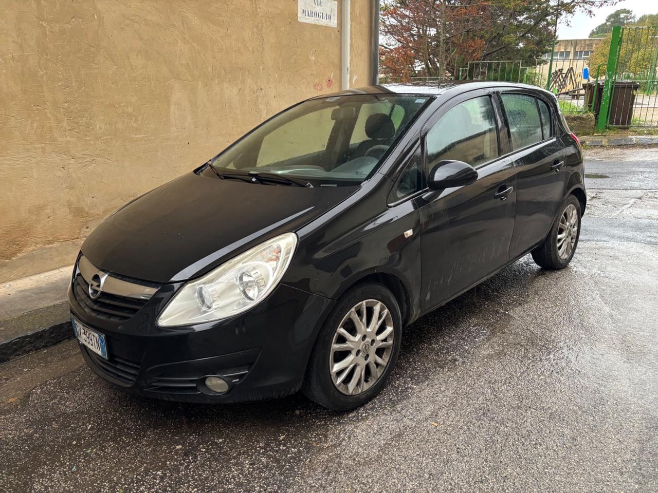 Opel Corsa 1.2 5 porte Cosmo