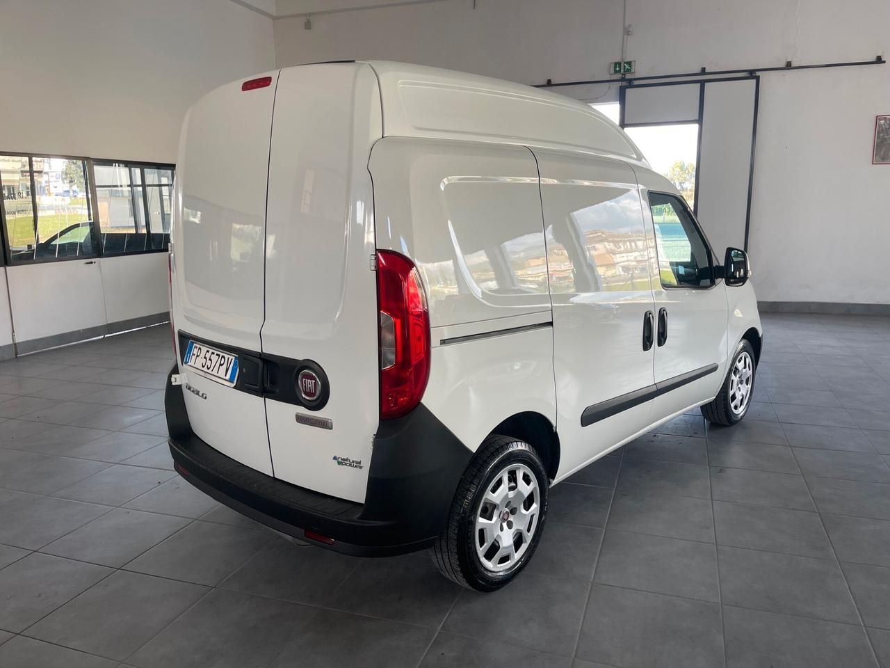 Fiat Doblò 1.4 T-Jet 16V Natural Power Tetto Alto