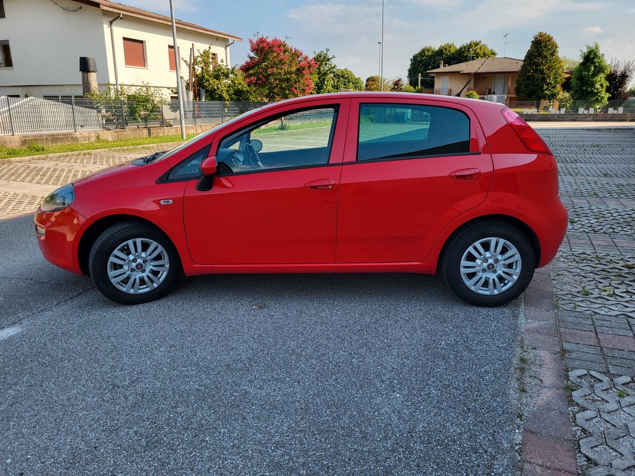 Fiat Punto 1.2 8V 5 porte Street