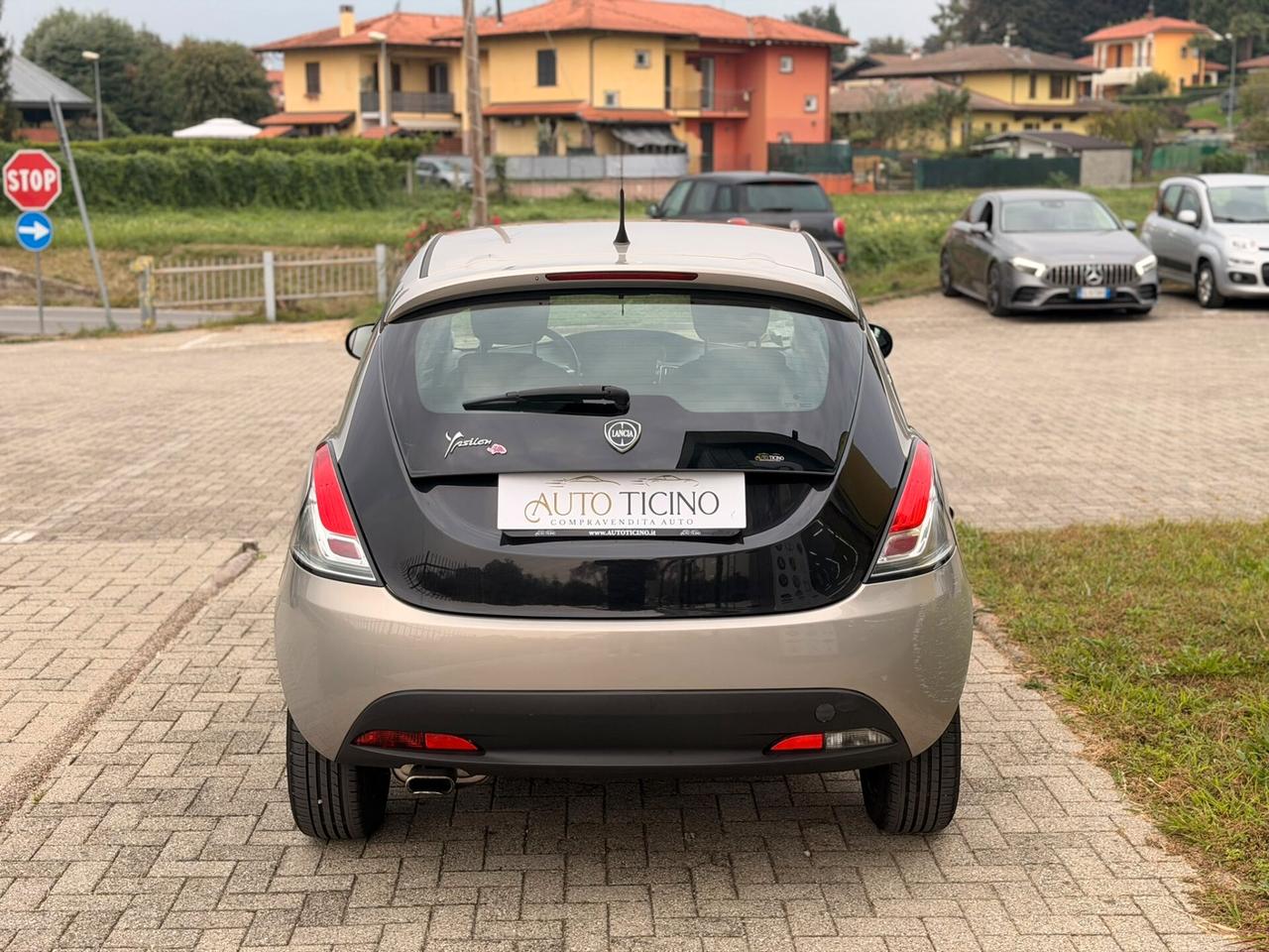 Lancia Ypsilon 1.2 69 CV 5 porte Platinum