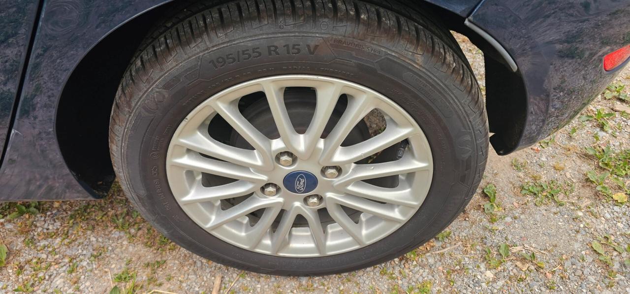 Ford Fiesta 1.5 TDCi 75CV 5 porte Business