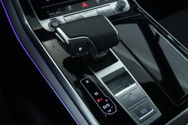 AUDI Q7 50 TDI quattro tip. S line Edition Black plus /7p.