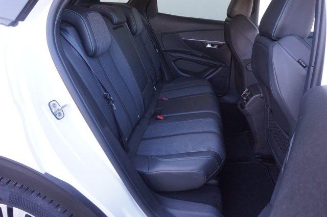 PEUGEOT 3008 BlueHDi 130 S&S EAT8 Allure Pack
