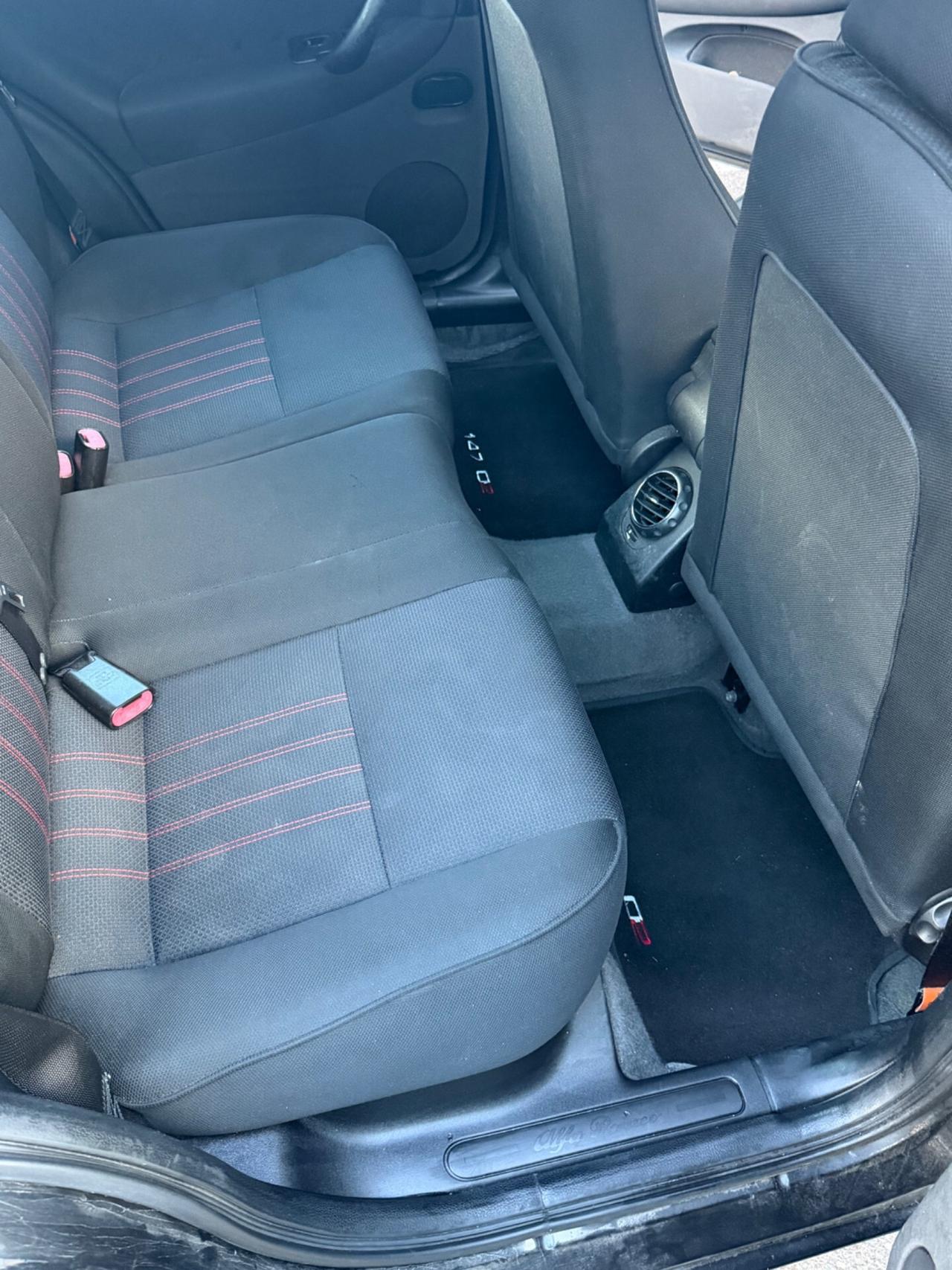 Alfa Romeo 147 1.9 JTD M-JET 16V 3 porte Dist.