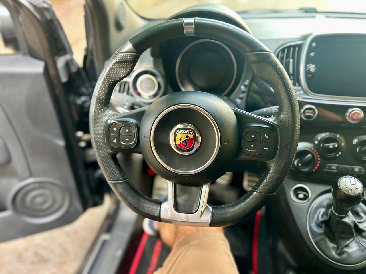 Abarth 595 1.4 Turbo T-Jet 145 CV