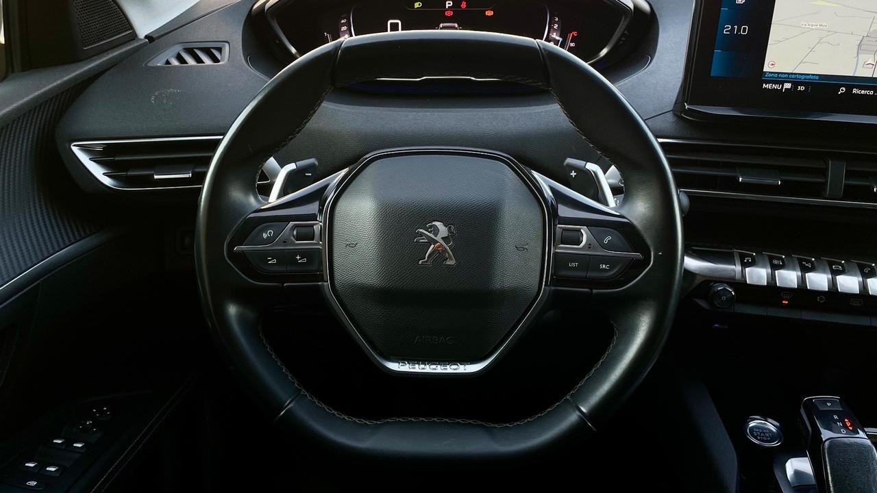 PEUGEOT 5008 1.5 ALLURE 131CV - SETTE POSTI, FULL LED, NEOPATENTATI