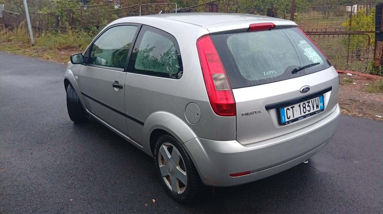 Ford Fiesta 1.2 75 CV Gpl sino 2033 .Distr Nuova .