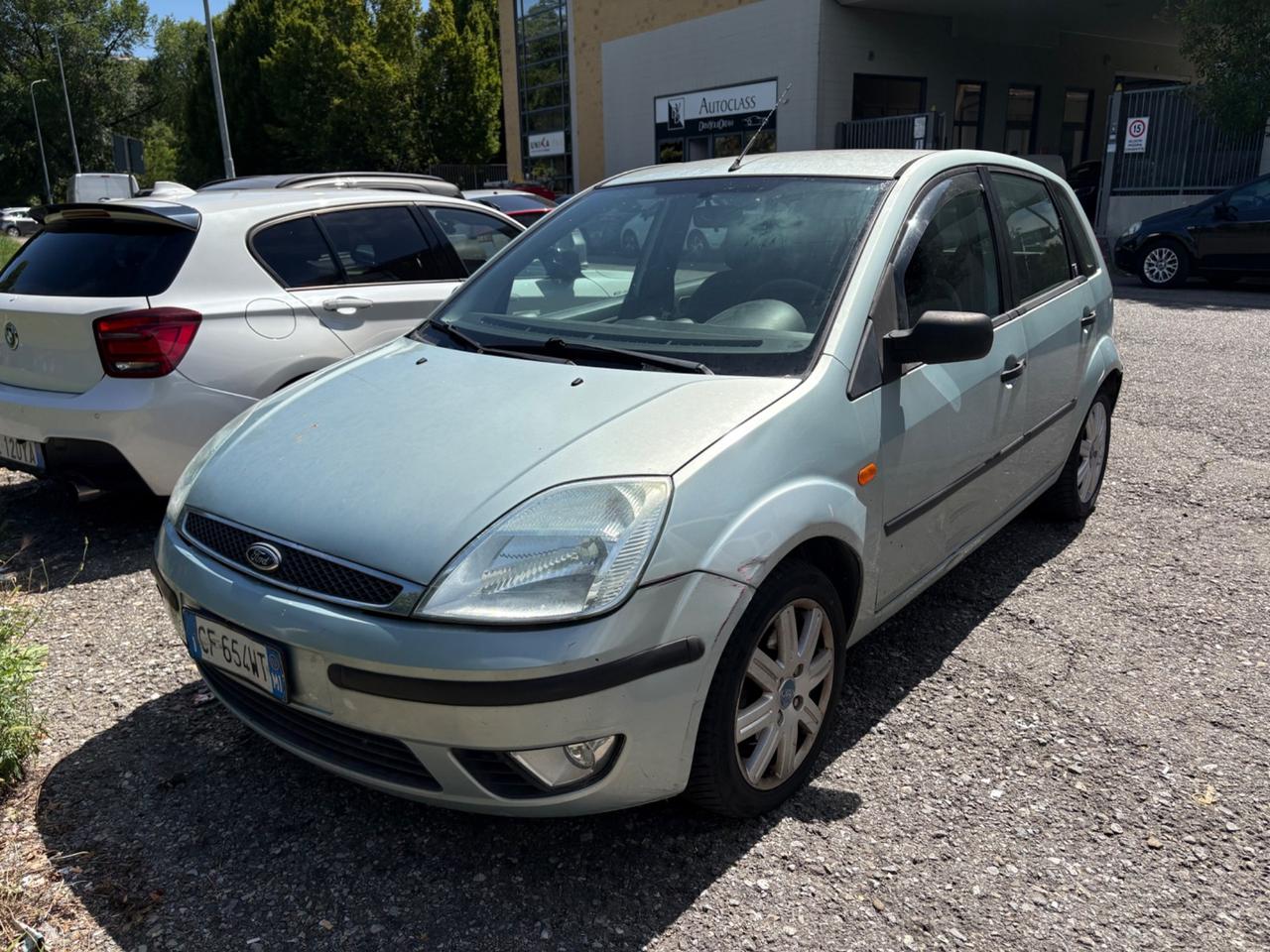 Ford Fiesta 1.4 16V 5p. Frizione da sostituire