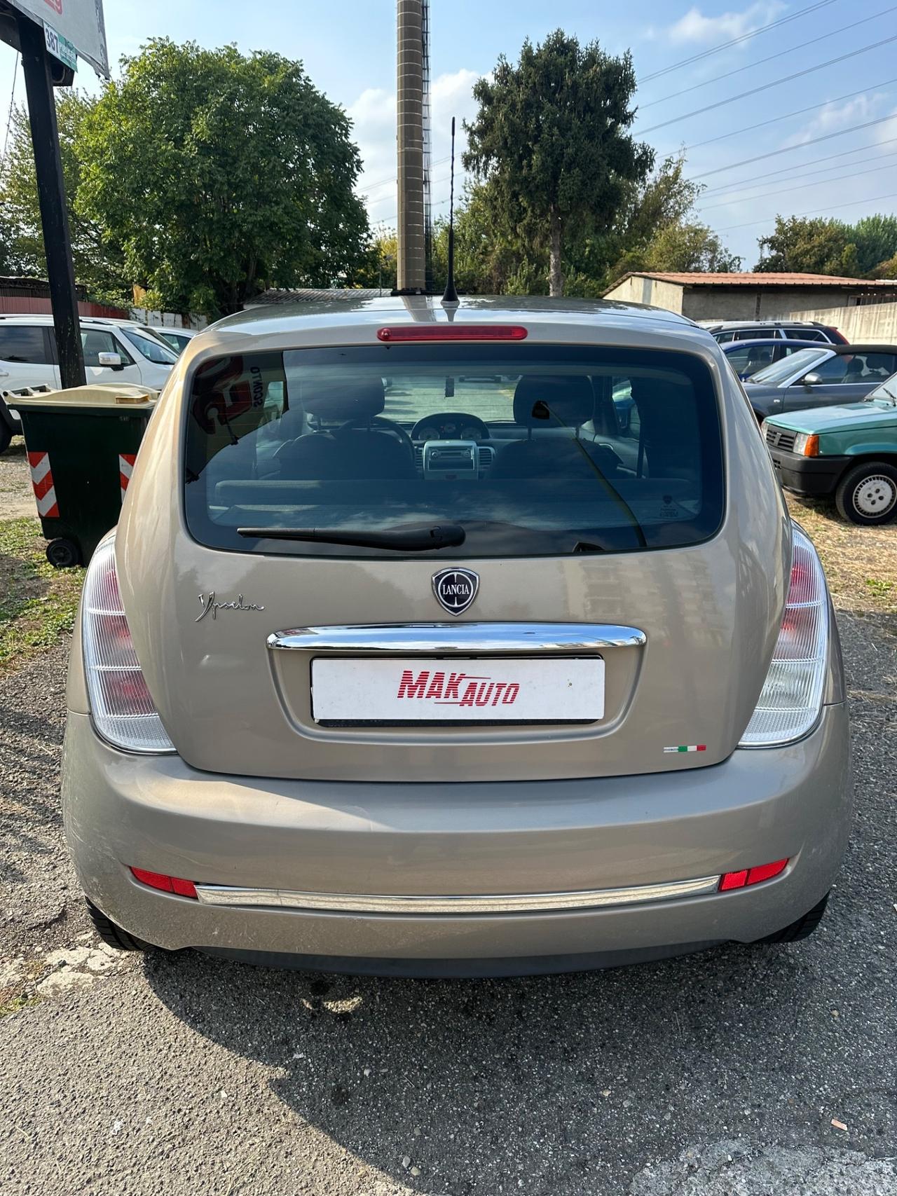 Lancia Ypsilon 1.2 69 CV Unyca