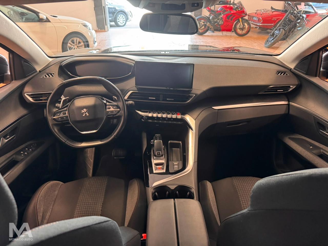Peugeot 3008 1.5 BlueHDi 130cv Business 2020
