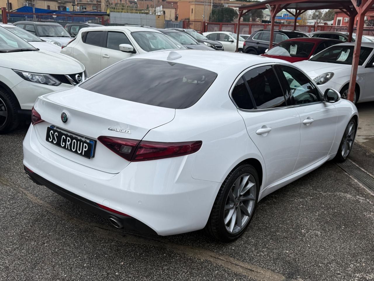 Giulia 2.2 180 CV/sport /rate/permute/E6