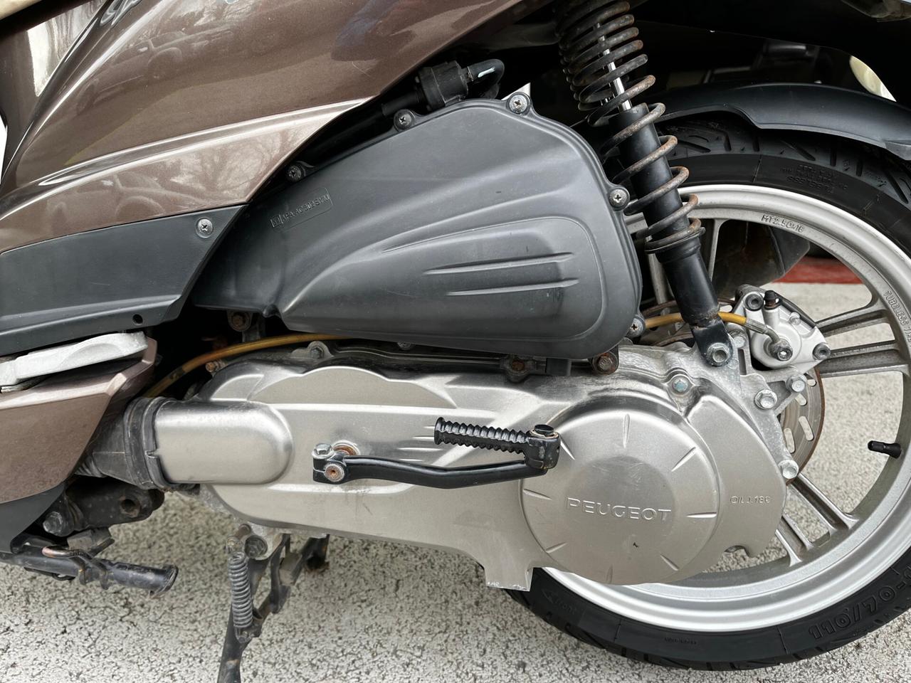 Peugeot Tweet 150cc BAULETTO TAGLIANDO APPENA FATTO