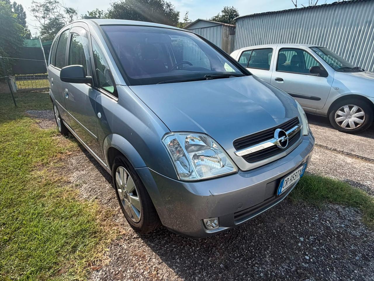 GPL !! GANCIO TRAINO Opel MERIVA 20 euro 500 km