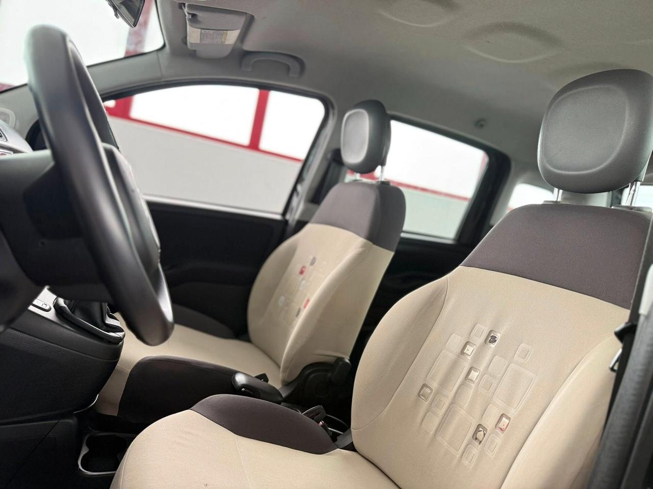 Fiat Panda 1.2 benzina 69cv Lounge 2013