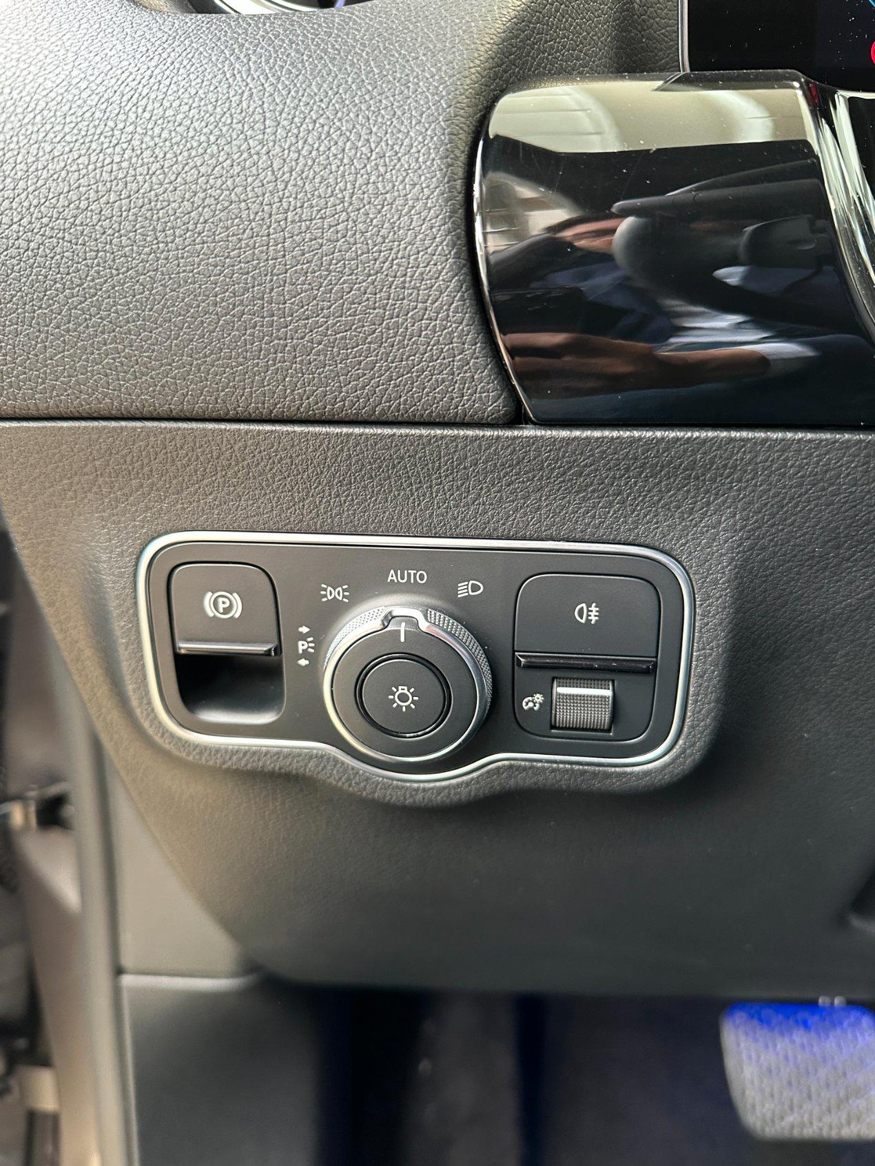 Mercedes GLA 200 d Sport Plus auto-LED-18"-Camera-Carplay-IVA