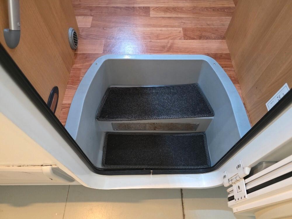 CAMPER ELNAGH PRINCE 46