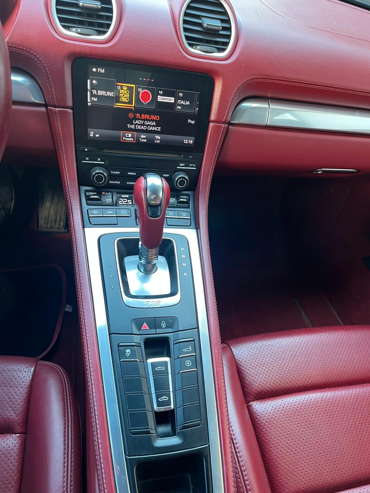 Porsche 718 Spyder Boxster 2.0 300cv