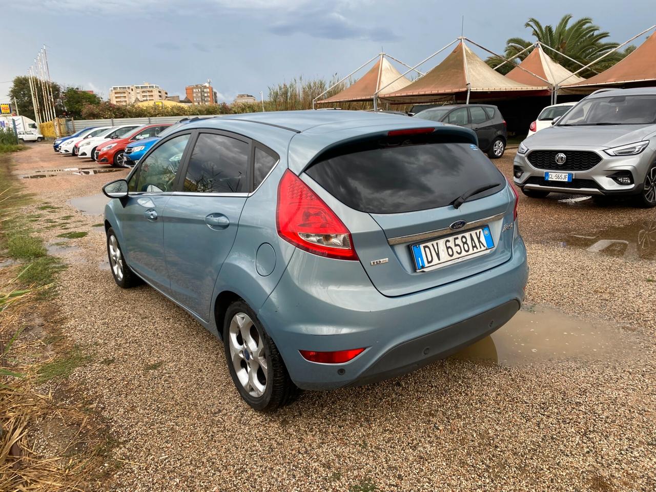 FORD FIESTA 1.4 TDCI ANNO 2009 TITANIUM