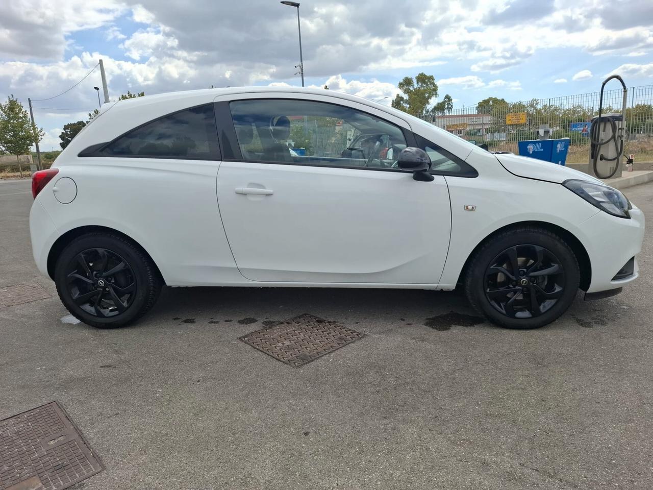 Opel Corsa 1.4 90CV GPL Tech Coupé n-Joy