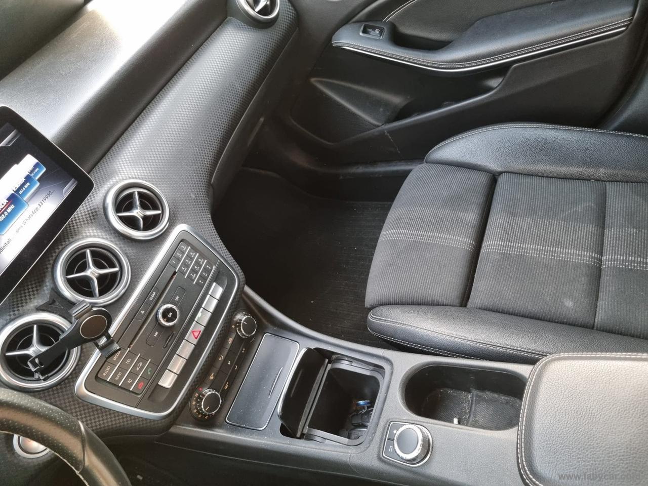 MERCEDES-BENZ A 180 d Automatic Sport