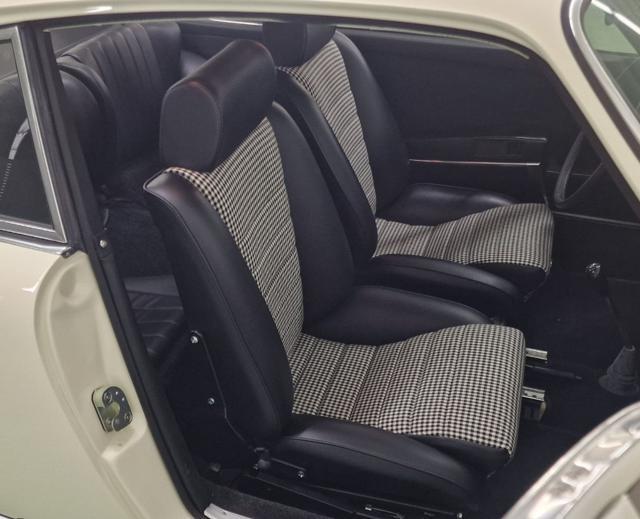 PORSCHE 911 2.2 T KARMANN COUPE'
