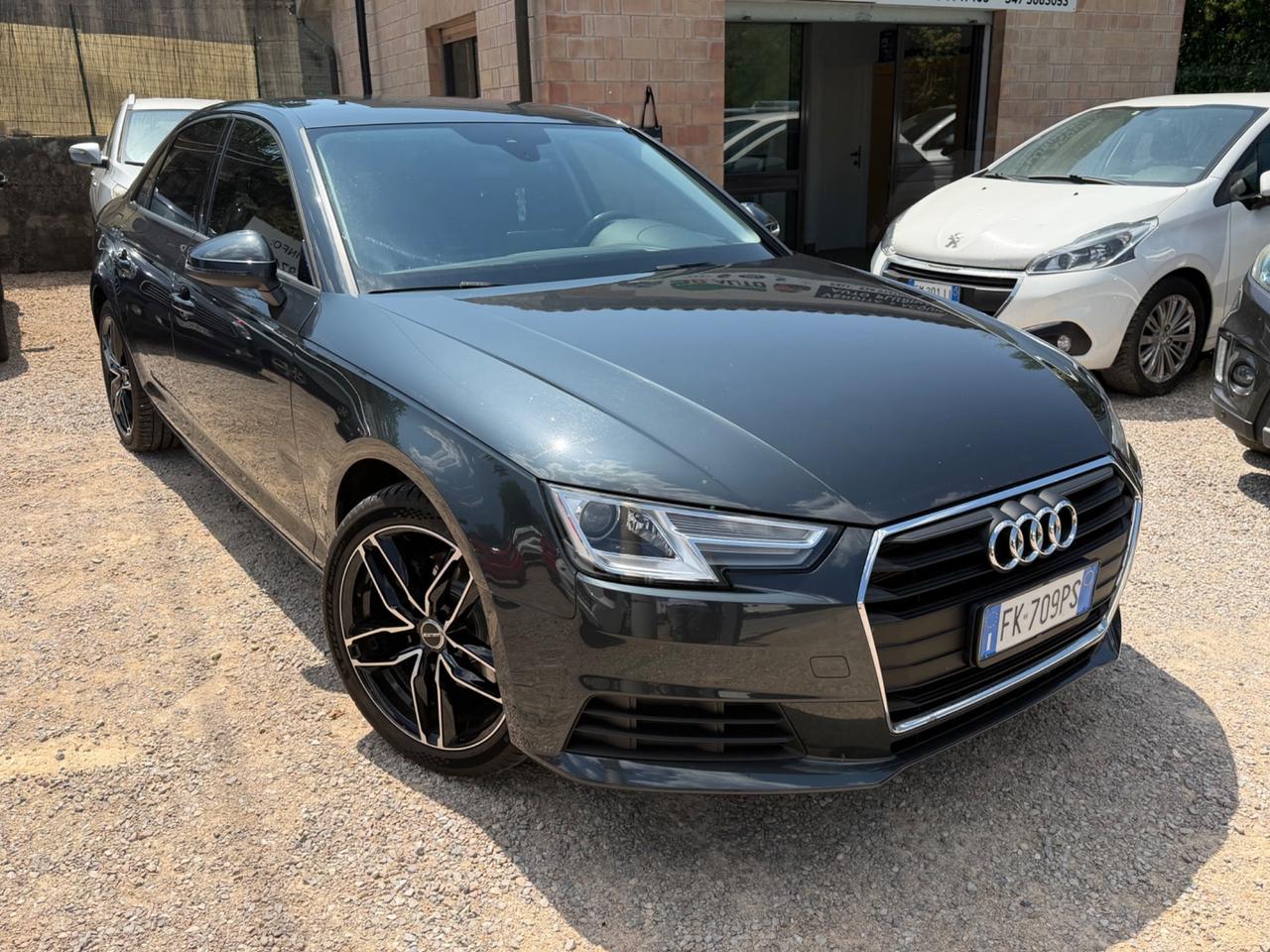 Audi A4 2.0 TDI 150 CV S tronic