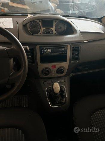 Lancia Musa benzina