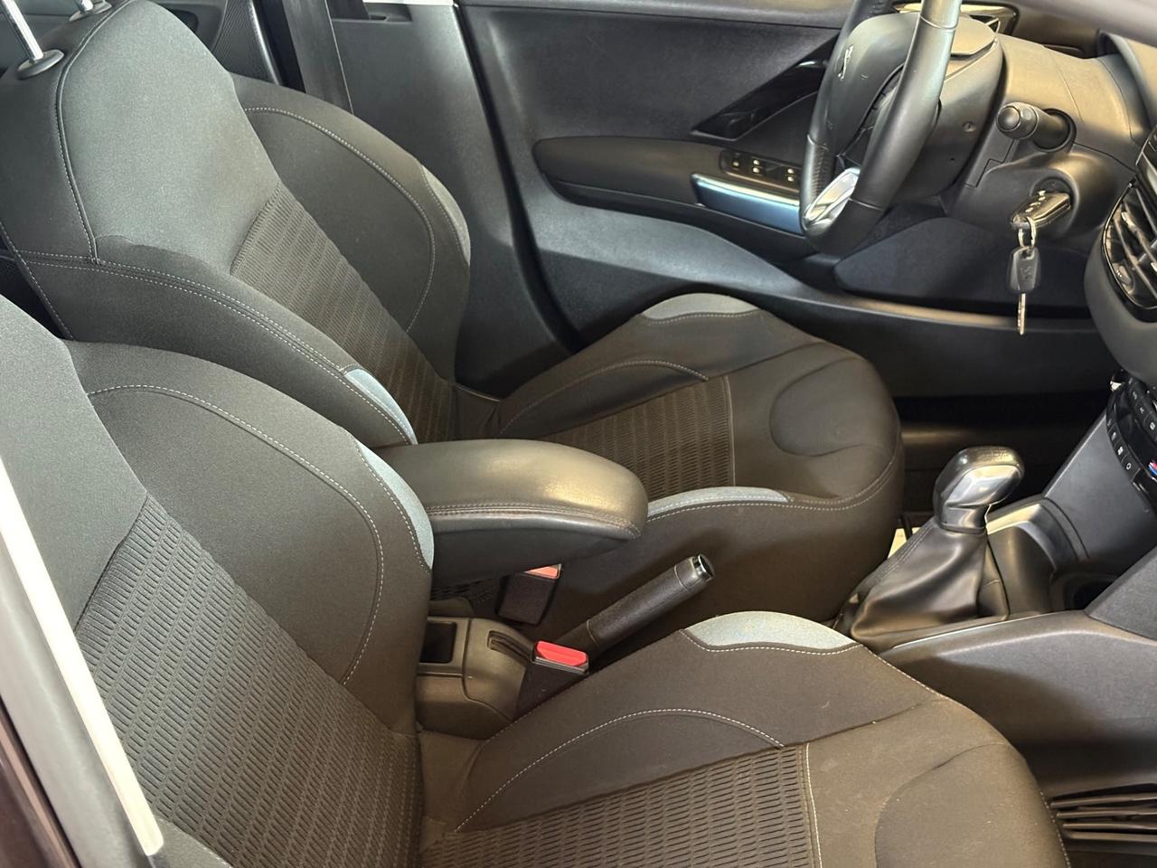 Peugeot 208 1.6 VTi 120 CV 5 porte Allure