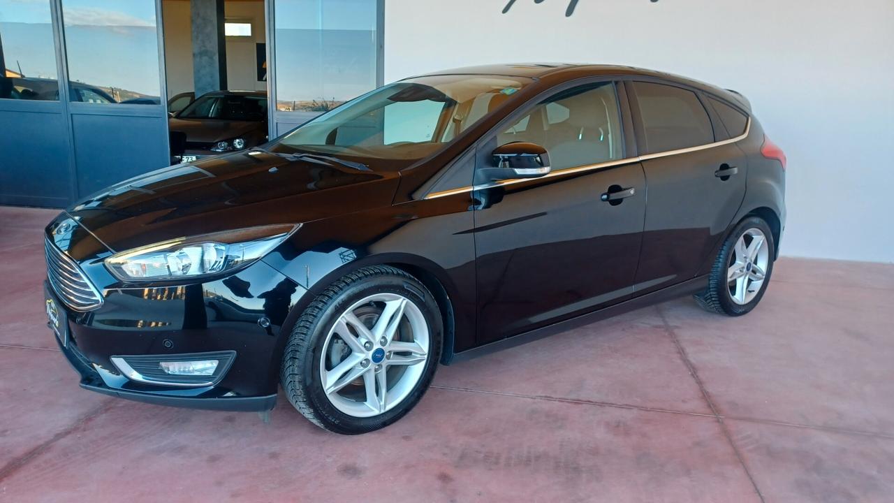 Ford Focus 1.5 TDCI 120 CV TITANIUM